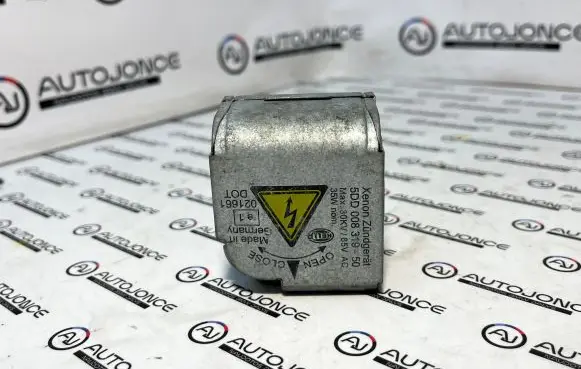 BMW 5 E60 E61 Xenon control unit/module 00831950