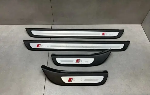 Audi Q5 SQ5 sill trim set (inner) 8R0853376 8R0853375