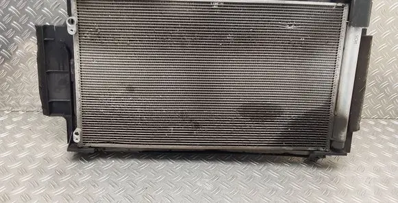 Toyota Yaris Radiator set 160400M040