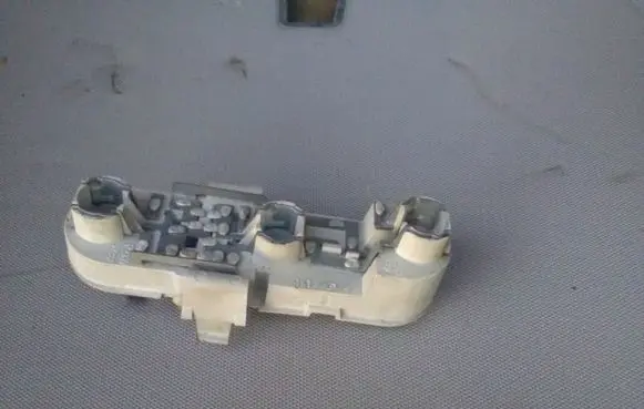 Tail light part