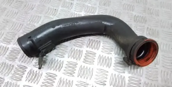 Volvo V50 Intercooler hose/pipe 30741235