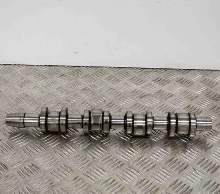 Volkswagen Golf V Camshaft 03G109101A