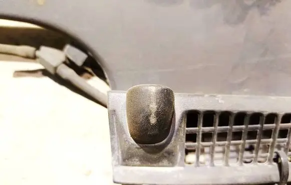 Renault Laguna I Windshield washer spray nozzle 