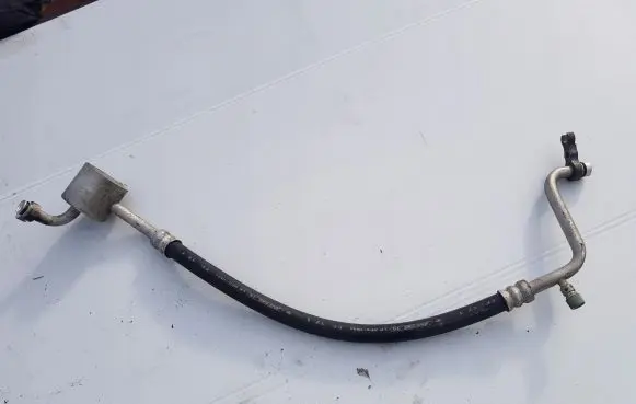Suzuki Grand Vitara II Air conditioning (A/C) pipe/hose