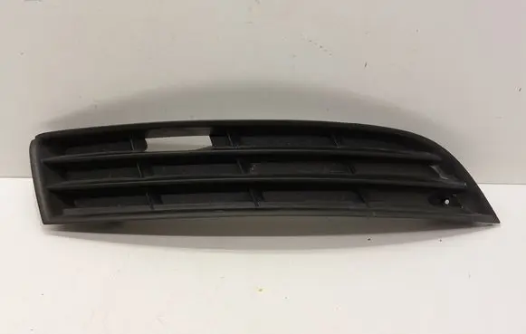 Front bumper lower grill