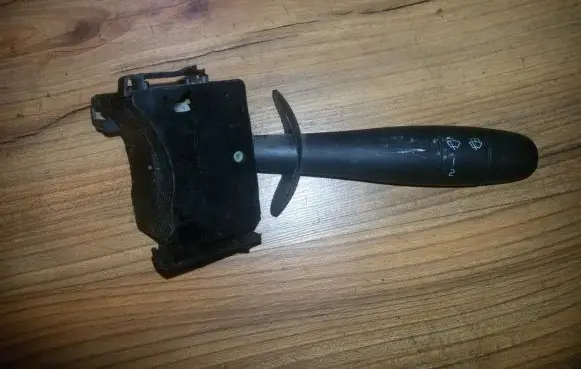 Renault Master II Wiper control stalk 8200199519