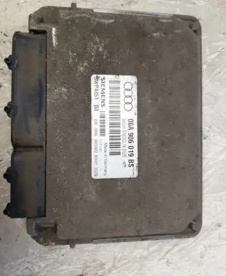 Audi A3 S3 8P Engine control unit/module 06A906019BS 5WP4451