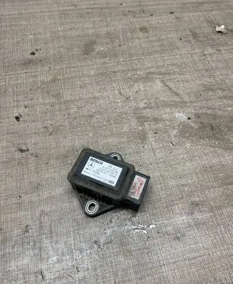 Mercedes-Benz E W211 ESP acceleration yaw rate sensor A0025426618 0265005246 0025716