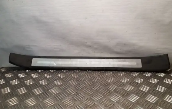 Audi A4 S4 B7 8E 8H Front sill trim cover 8E0853373G