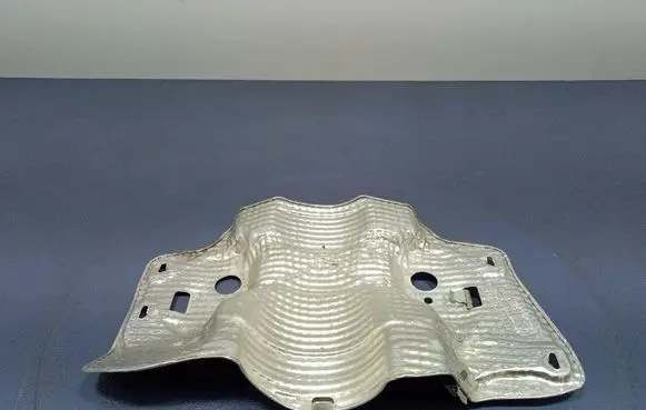 Audi Q7 4L Exhaust heat shield 4M0521443F