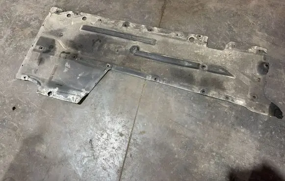 BMW 4 F32 F33 Side bottom protection 7241833