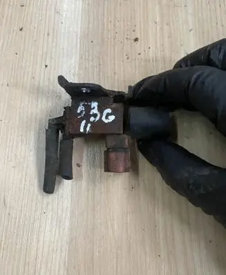 Toyota Land Cruiser (J120) Turbo solenoid valve