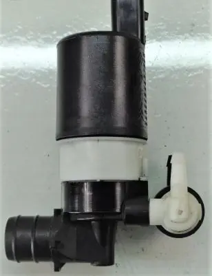 Renault Laguna III Windscreen/windshield washer pump 5382235 8200031805