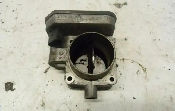 Skoda Octavia Mk1 (1U) Throttle valve