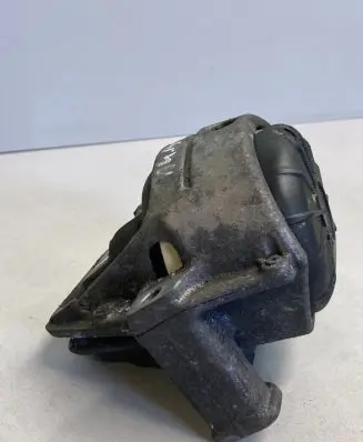 Audi A4 S4 B8 8K Engine mount bracket 8K0199381