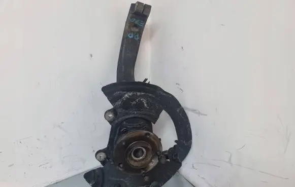BMW X5 E70 Front wheel hub 6773784
