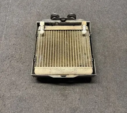 Engine oil radiator