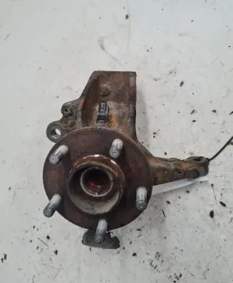 Ford C-MAX I Front wheel hub