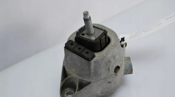 Chevrolet Camaro Engine mount vacuum valve 23340399