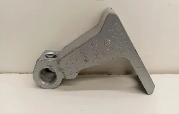 Porsche Macan (95B) Rear door lower hinge 4G0831401D