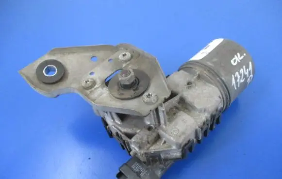 Renault Twingo II Front wiper linkage and motor