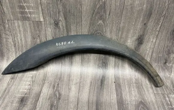 Volvo XC70 Rear fender molding trim 8620134 9190880