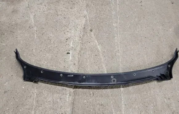 BMW X5 F15 Wiper trim 15671610