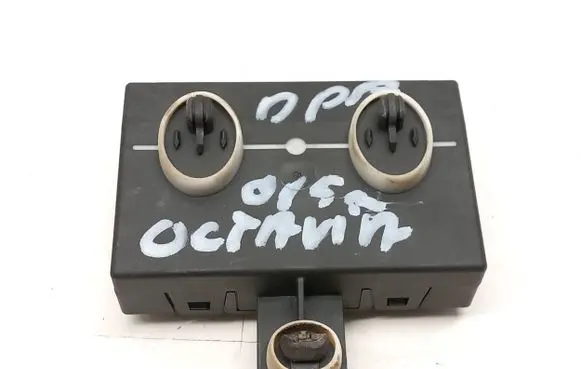 Skoda Octavia Mk3 (5E) Door control unit/module 5Q4959393B 5Q4959393E