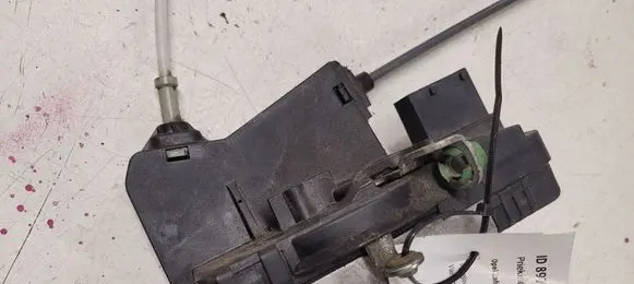 Opel Zafira A Front door lock 2444015