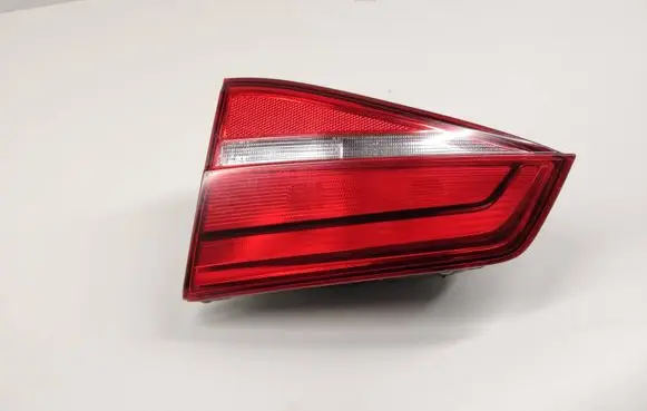 Volkswagen Jetta VI Tailgate rear/tail lights 5c6945094