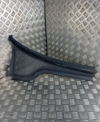 Volkswagen Golf VII Wiper trim 5G1819404A
