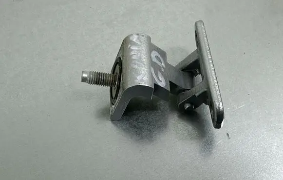 Skoda Kodiaq Rear door upper hinge 5C6827301D