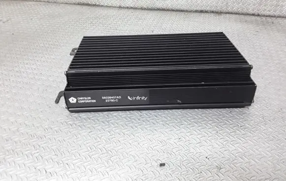 Jeep Grand Cherokee (WJ) Sound amplifier 56038407AD