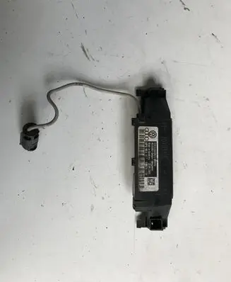 Audi A3 S3 8P Other control units/modules 8P0951177