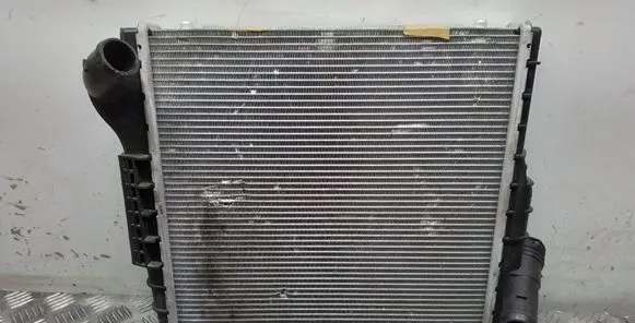 Coolant radiator