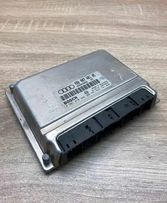 Audi A6 S6 C5 4B Engine control unit/module ECU 4B0907401AE 0281010496 USED