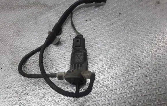 Seat Toledo III (5P) Windscreen/windshield washer pump 1K6955651