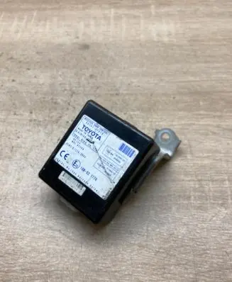 Toyota Corolla Verso AR10 Door control unit/module 897410F010 61B168000