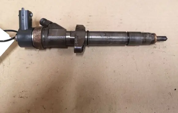 Renault Laguna II Fuel injector 0445110084