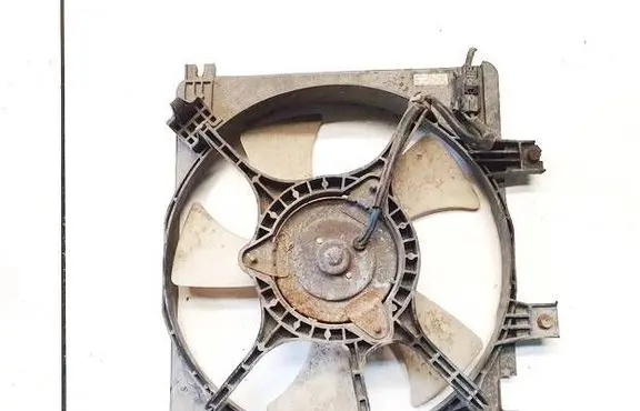 Mazda 626 Radiator cooling fan shroud G04M61710A