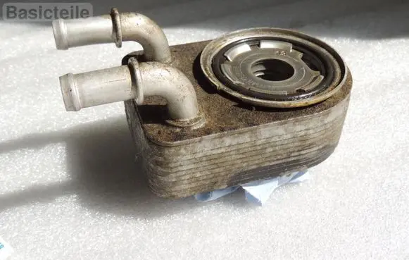 Dodge Caliber Engine oil radiator 04884757 04884757AD