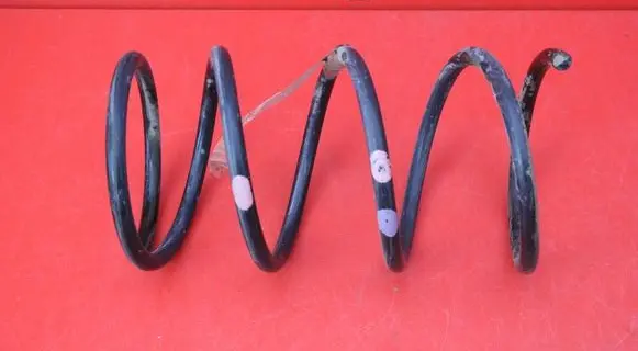 Mitsubishi Lancer VIII Front coil spring