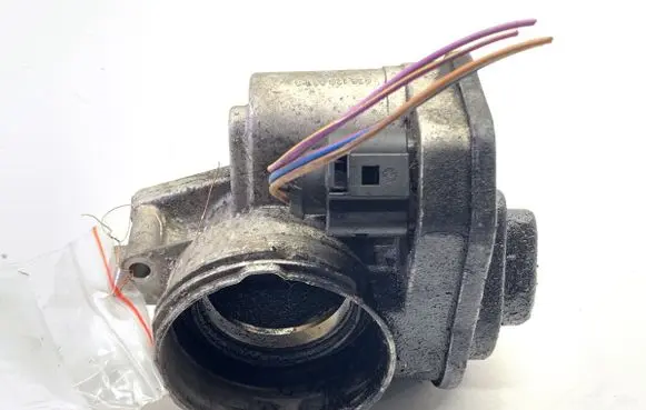 Seat Altea Engine shut-off valve 038128063G