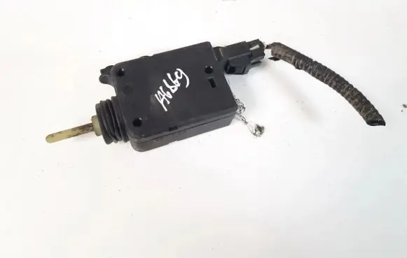 Opel Zafira A Central locking motor 90589918 605420