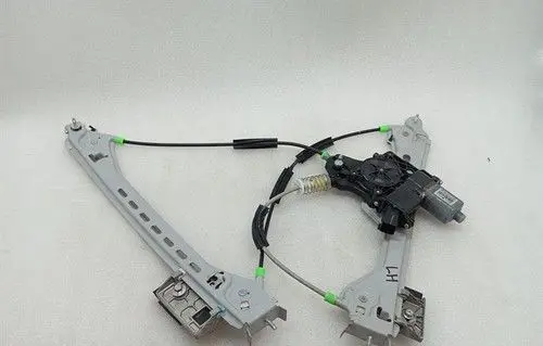 Chevrolet Corvette C7 Front door electric window regulator 84216130