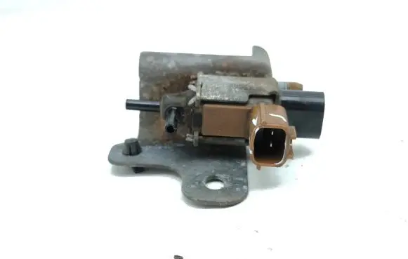 Mazda CX-7 Vacuum valve K5T46591