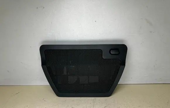 BMW 7 E65 E66 Dash center speaker trim cover 8261042 7018925 826104207