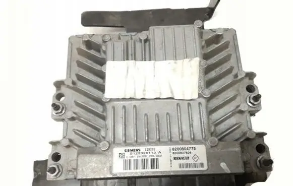 Renault Scenic II - Grand scenic II Engine control unit/module 8200804775