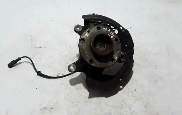 Renault Megane IV Front wheel hub 400157901R
