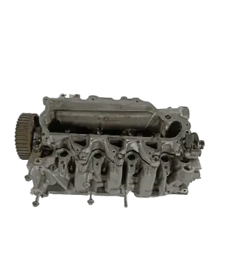 Mercedes-Benz CLA C118 X118 Engine head 110426296R